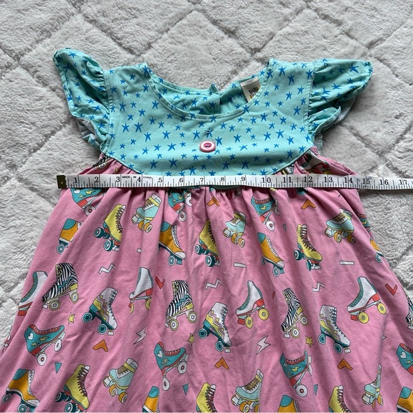 Wildflowers | Teal and Pink Rollerskates & Stars Dress | Size 8 - Picture 6 of 7